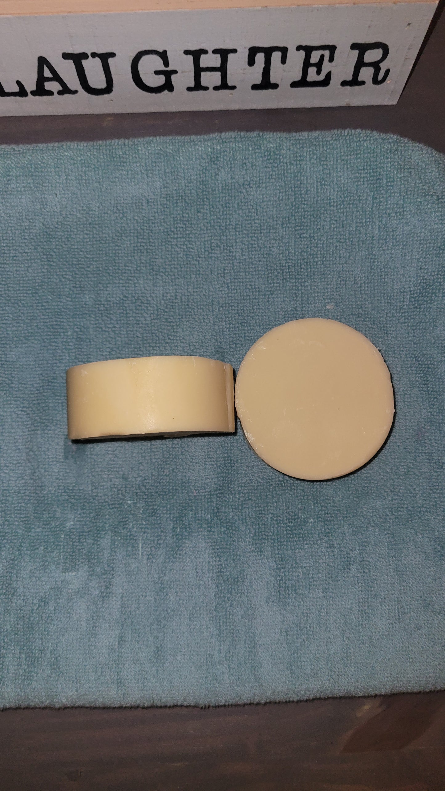 Northern King Shaving Pucks